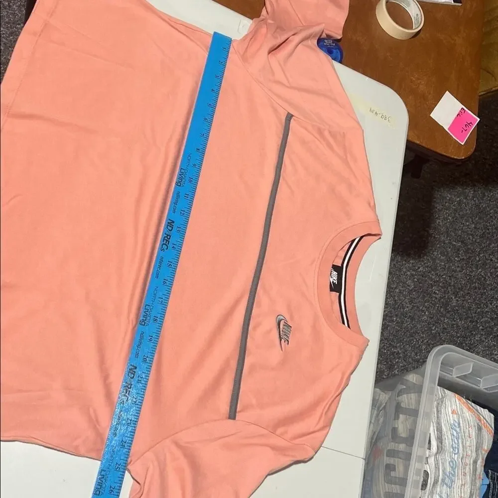 Nike women’s 1X long sleeve tee, peachy-pink with gray band